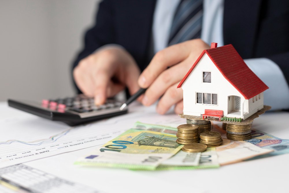House investments elements arrangement 